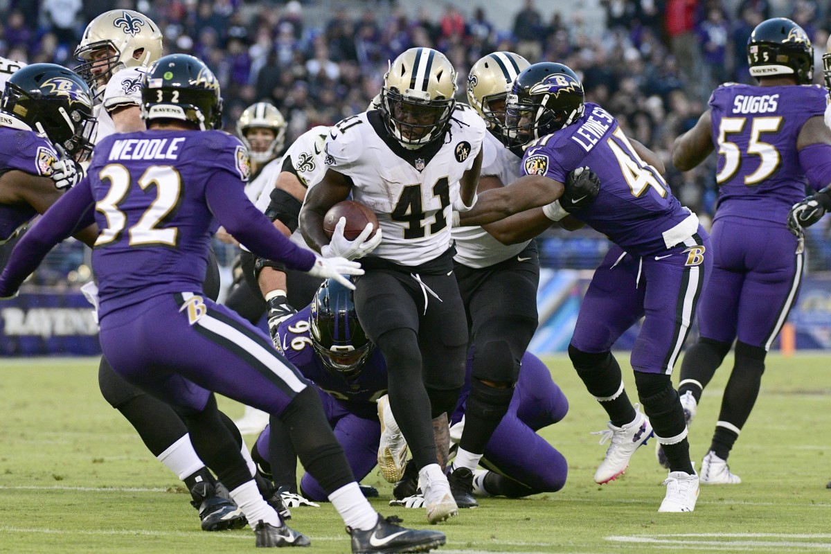 New Orleans Saints running back Alvin Kamara (41) rushes against the Baltimore Ravens. Mandatory Credit: Tommy Gilligan-USA TODAY Sports