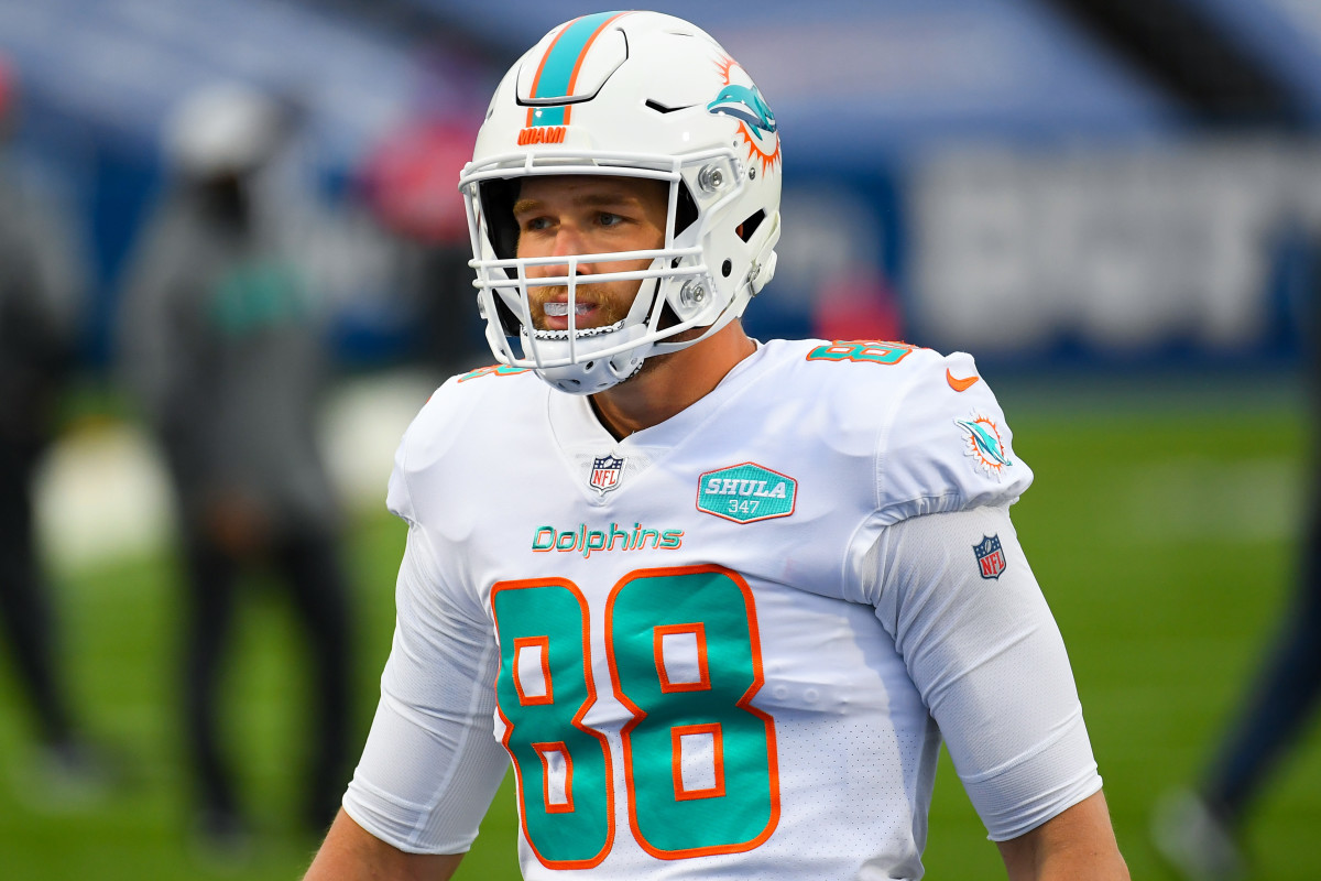 Mike Gesicki has progressed throughout his NFL career; he may break out alongside Tua Tagovailoa. 