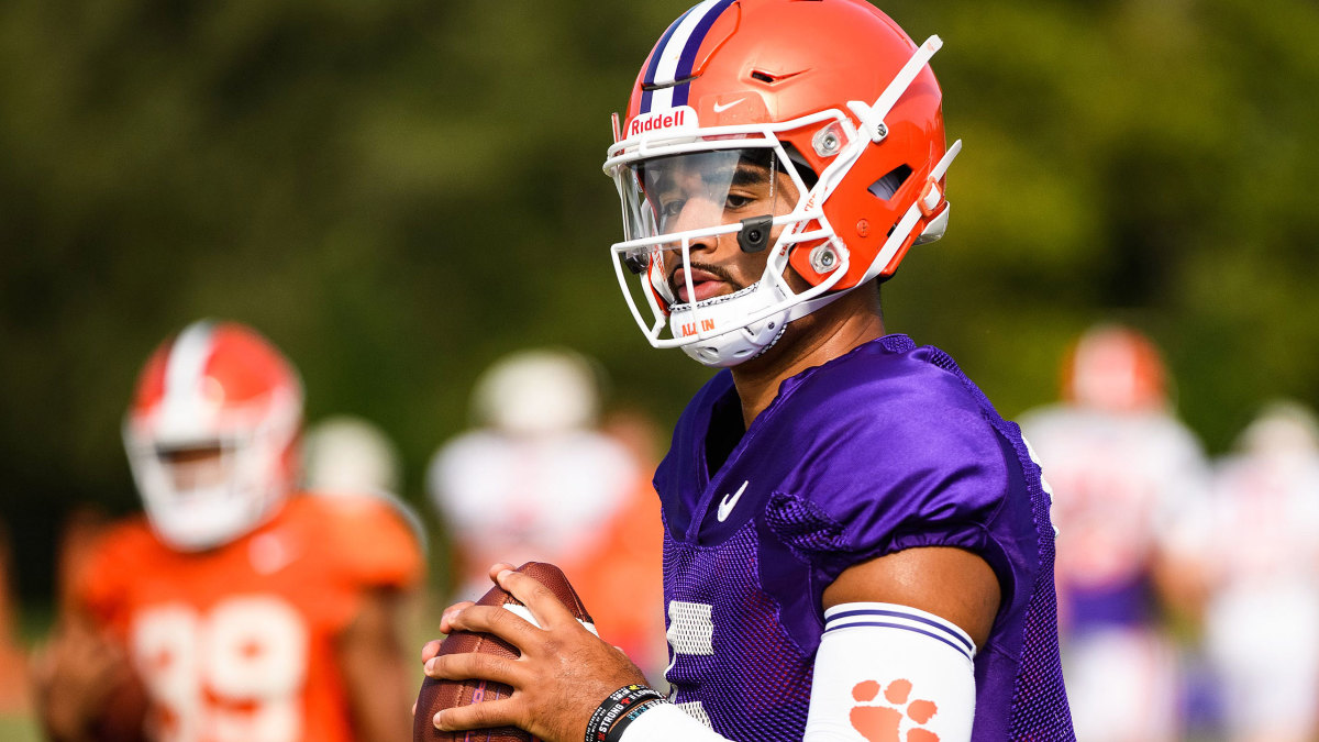 Clemson QB D.J. Uiagalelei