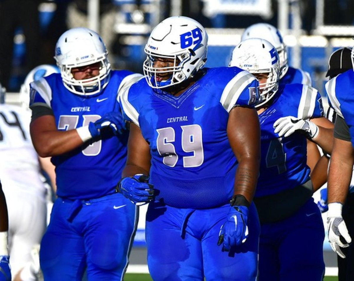 NFL Draft Profile J'Von Brown, Offensive Guard, Central Connecticut