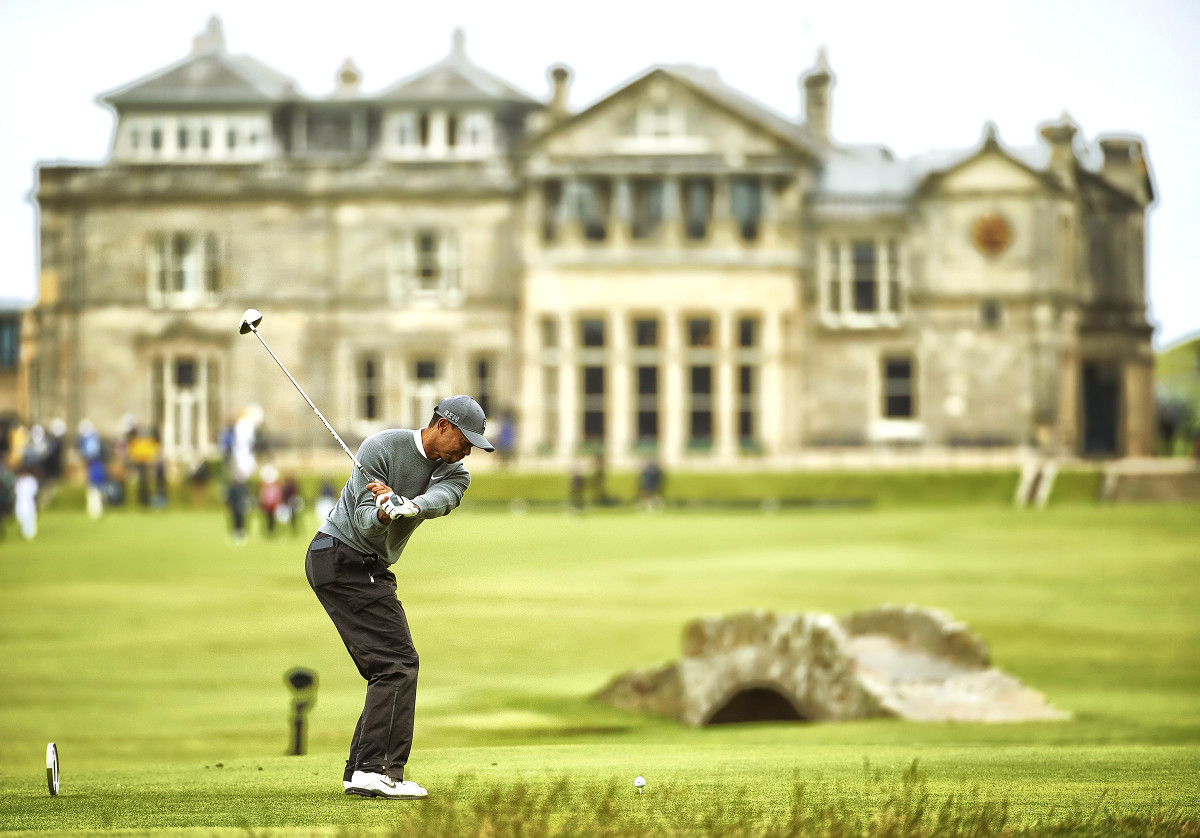 Tiger_Woods_Sports_Illustrated_00049