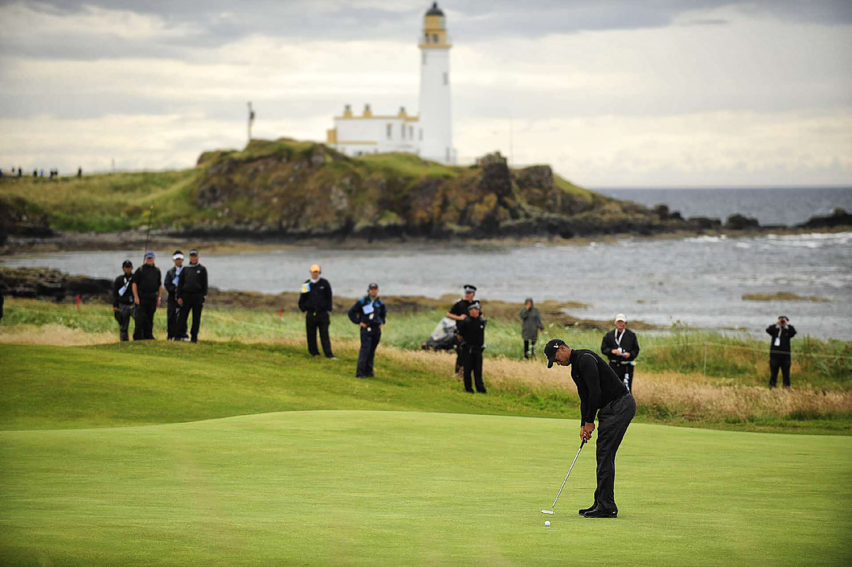 Tiger_Woods_Sports_Illustrated_00038