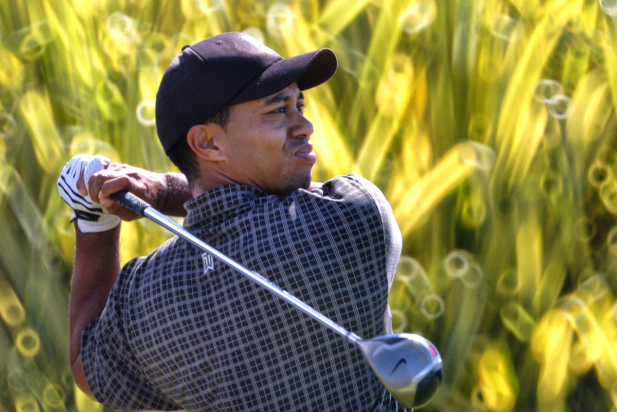 Tiger_Woods_Sports_Illustrated_00005