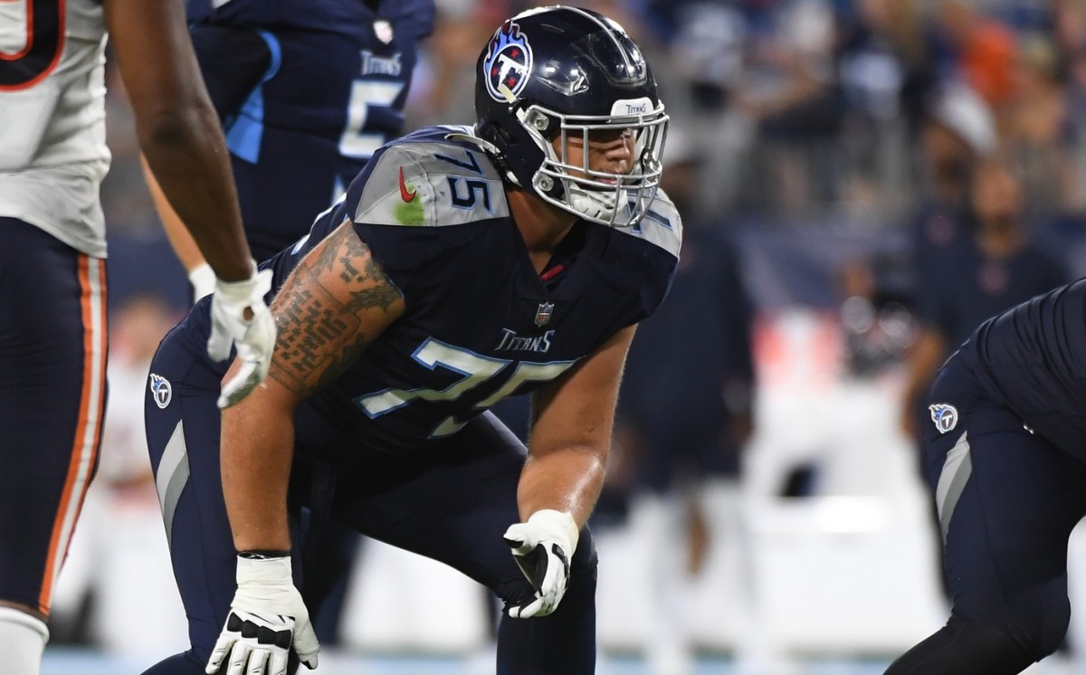 Tennessee Titans offensive tackle Dillon Radunz (75) lines up against the Chicago Bears during the second half at Nissan Stadium.