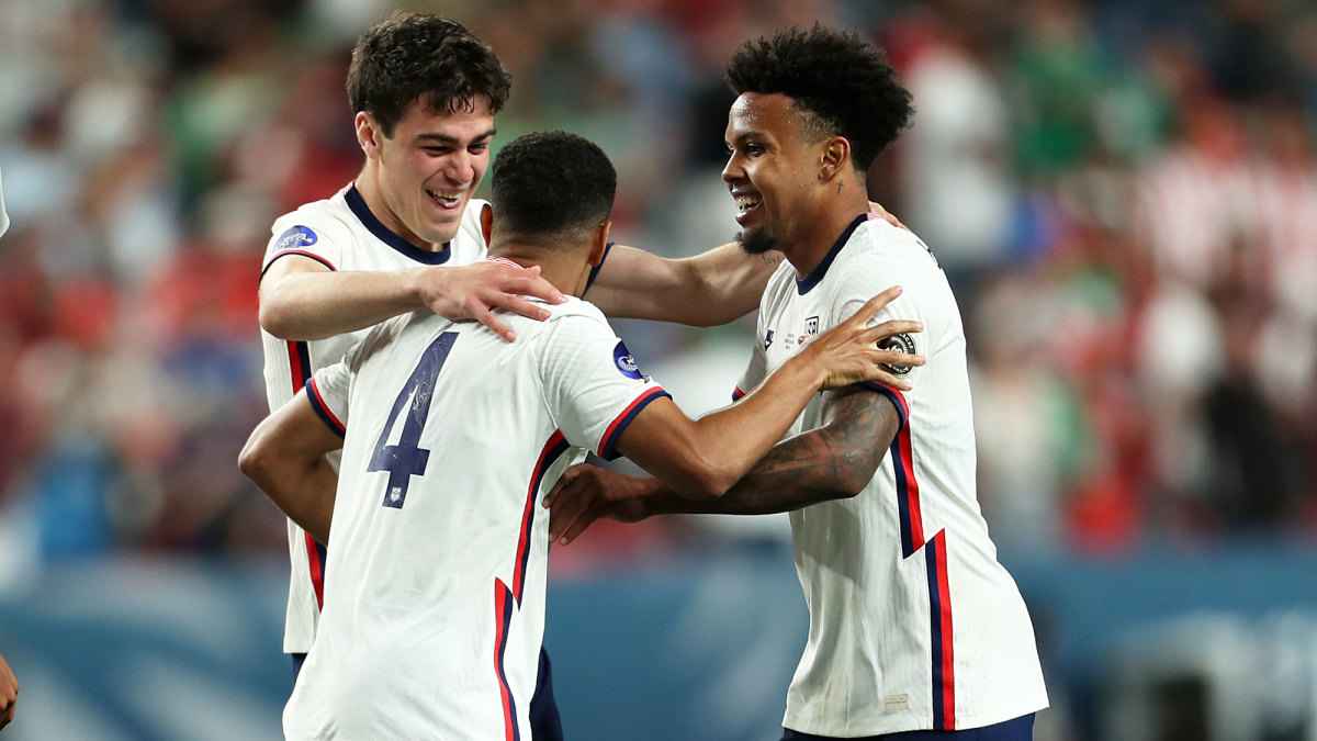 USMNT's Gio Reyna, Tyler Adams and Weston McKennie