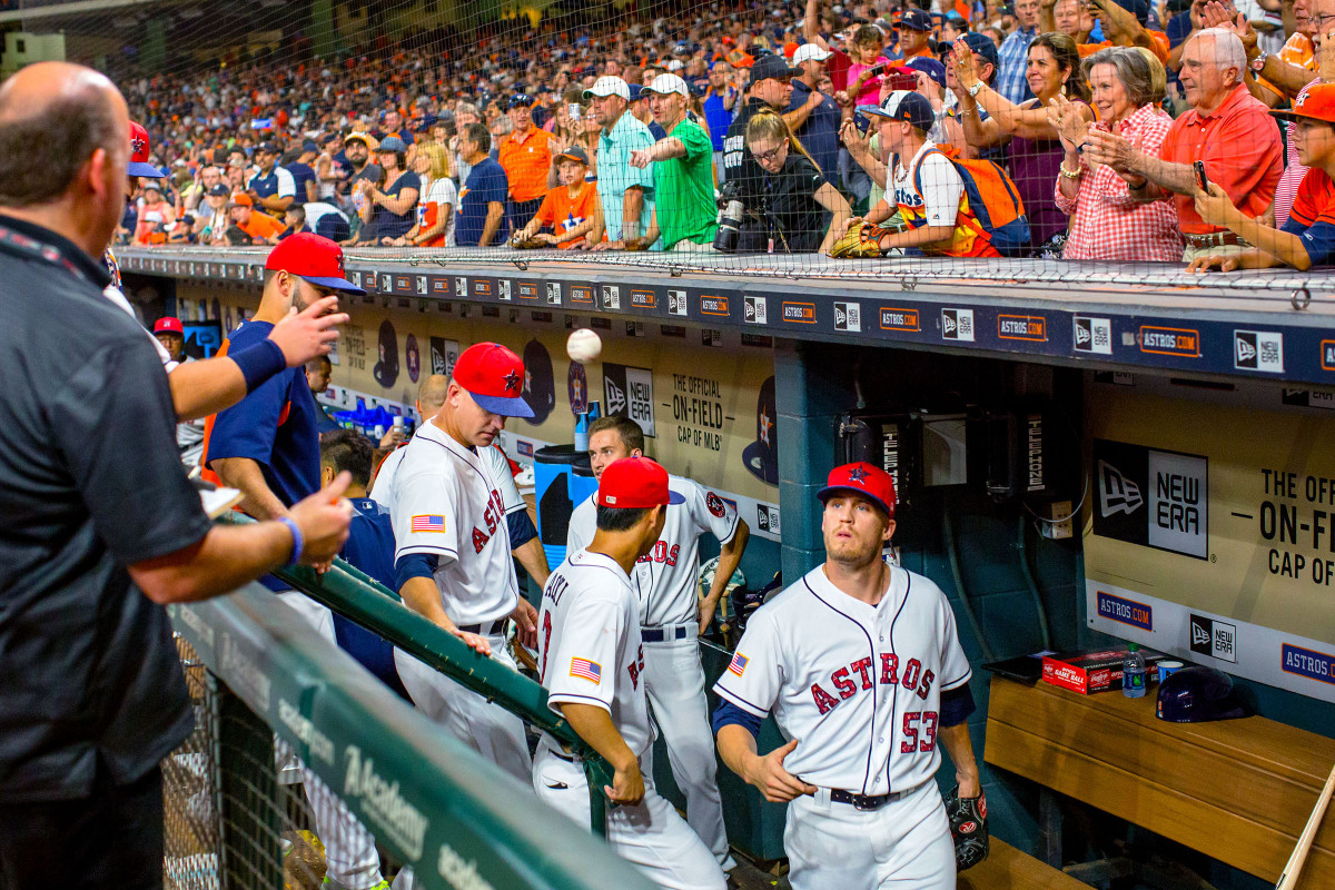 After he got the save in a July 2017 win over the Yankees, Astros reliever Ken Giles (53) knew what to do: unite the game ball with its authenticator.