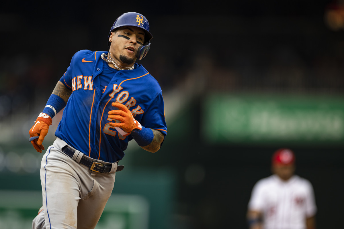 Sep 5, 2021; Washington, District of Columbia, USA; New York Mets second baseman Javier Baez (23) advances to third base against the Washington Nationals during the eighth inning at Nationals Park.