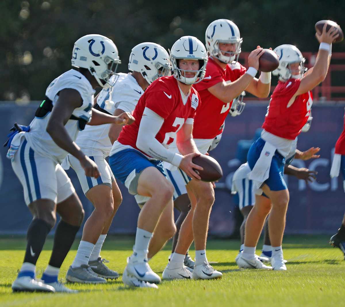 Quarterback Carson Wentz (#2), center, runs drills during Colts camp practice Tuesday, Aug. 24, 2021 at Grand Park Sports Campus in Westfield. Colts Camp Practice Continues At Grand Park Sports Campus In Westfield Tuesday Aug 24 2021