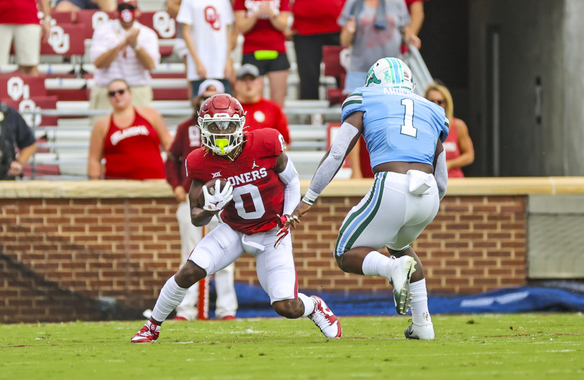 Eric Gray is struggling to grasp the lead role in the Sooners' offense.