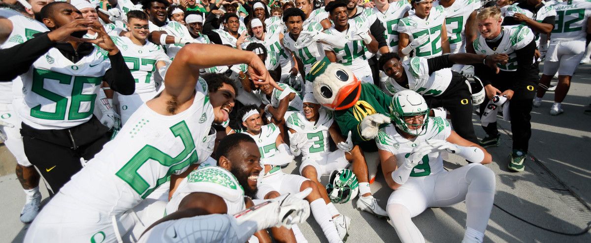 The Oregon Ducks celebrate after the 35-28 victory over Ohio State.