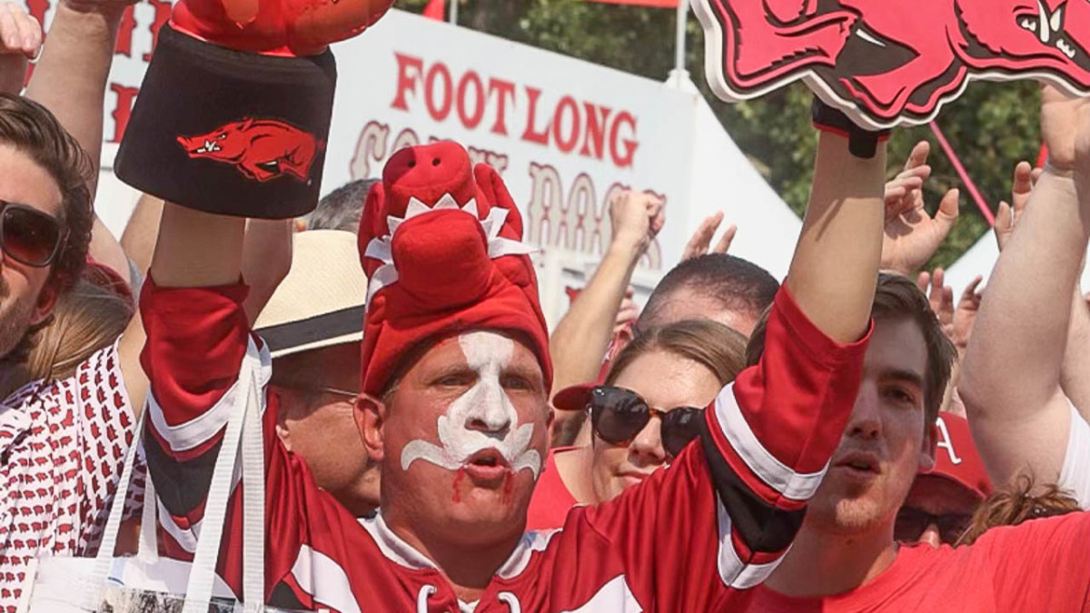 Live Updates: Arkansas Razorbacks vs Texas Longhorns - Sports ...