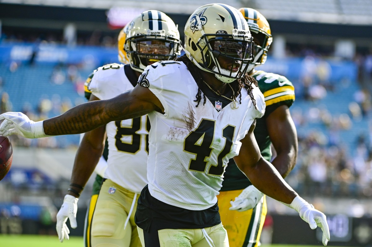 Alvin Kamara gets the first touchdown of 2021 for the Saints.