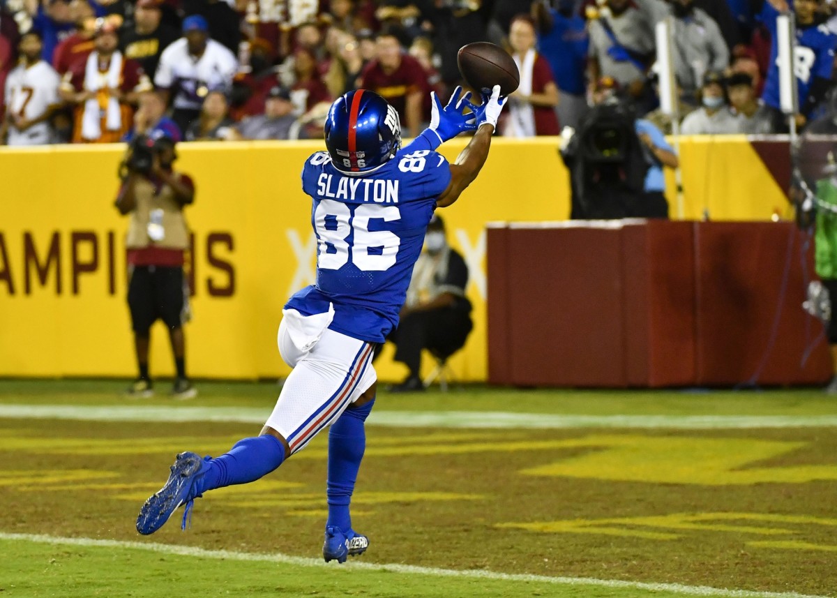 Sep 16, 2021; Landover, Maryland, USA; New York Giants wide receiver Darius Slayton (86) is unable to make a catch against the Washington Football Team during the second half at FedExField.