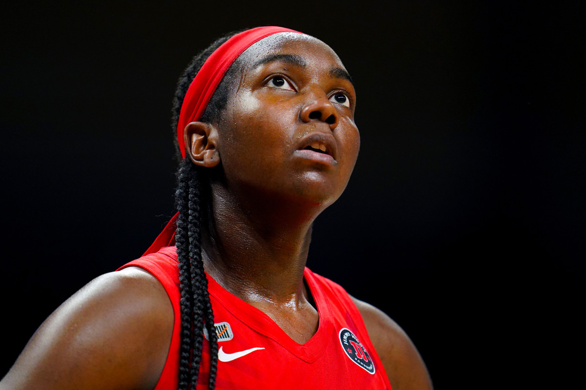 Dream forward Elizabeth Williams helped spearhead the WNBPA's vaccination effort.