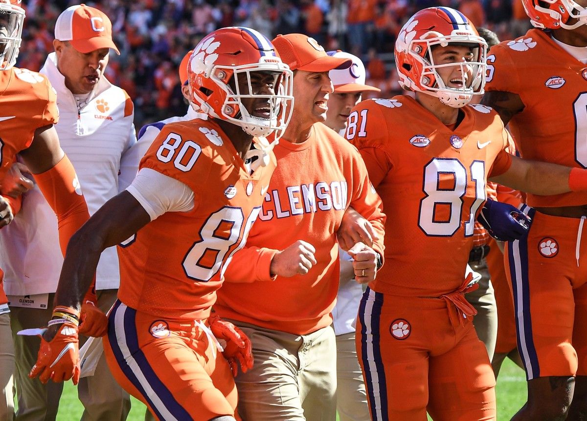 Halftime Analysis: Clemson Tigers 23, South Carolina Gamecocks 14 - Sports Illustrated Clemson Tigers News, Analysis and More - Vimarsana News