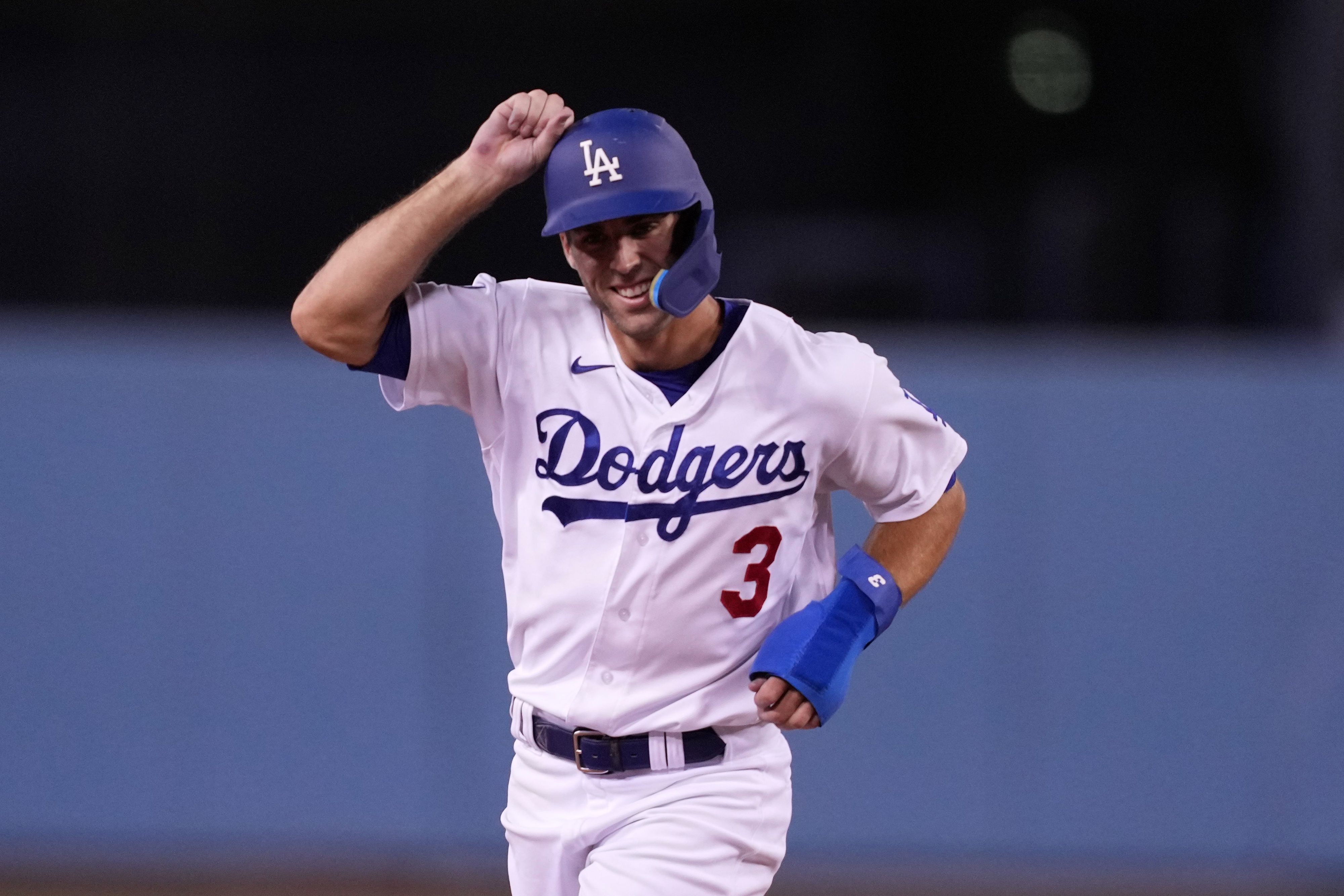Dodgers: Chris Taylor To Host Charity Golf Tournament At Virginia Beach - Vimarsana News