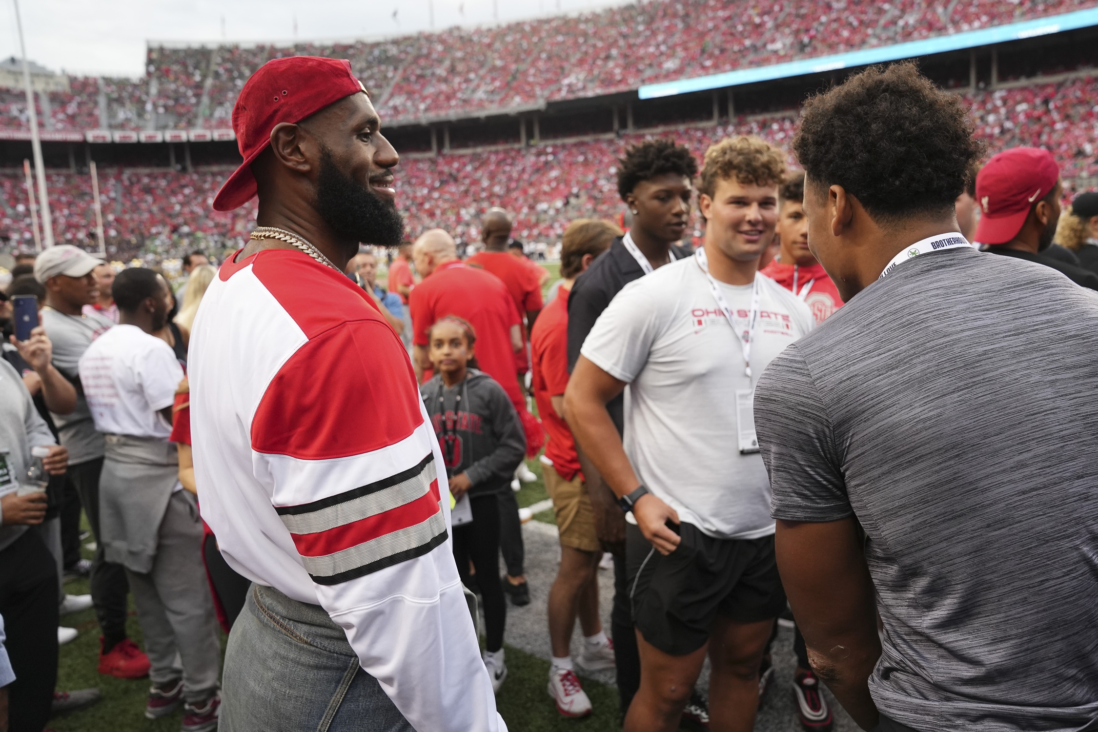 Twitter Reacts to LeBron James After Ohio State Loss