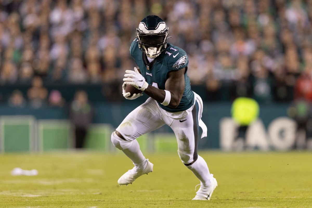 Philadelphia Eagles wide receiver A.J. Brown (11) in action against the Dallas Cowboys at Lincoln Financial Field.