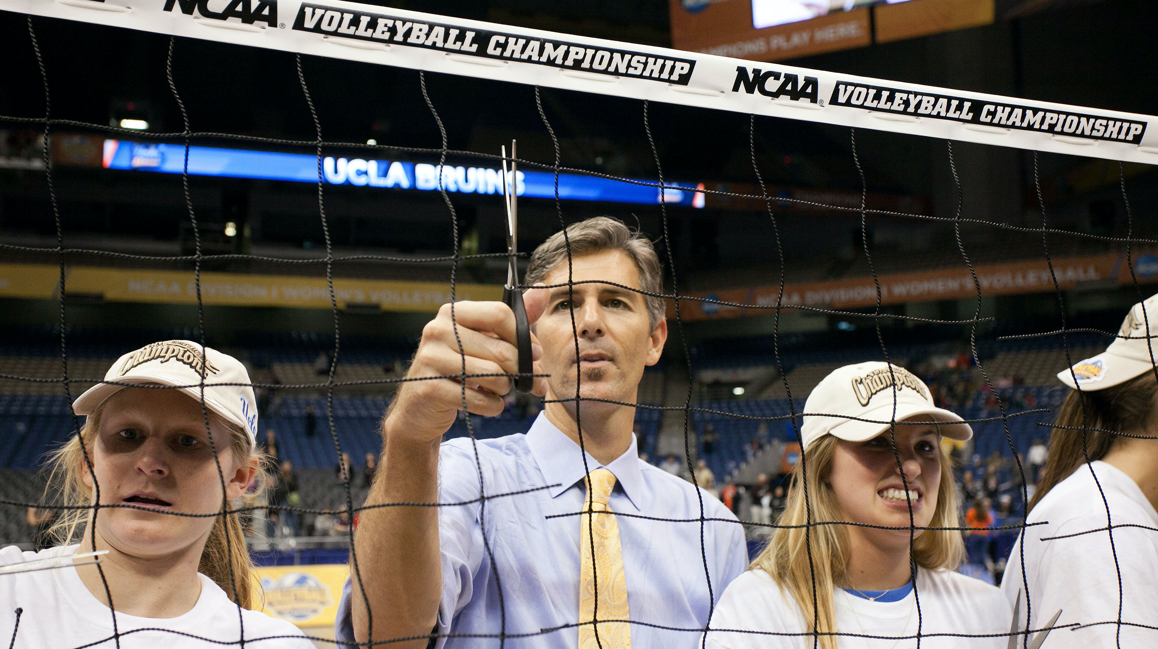 Longtime UCLA Women's Volleyball Coach Michael Sealy Steps Down