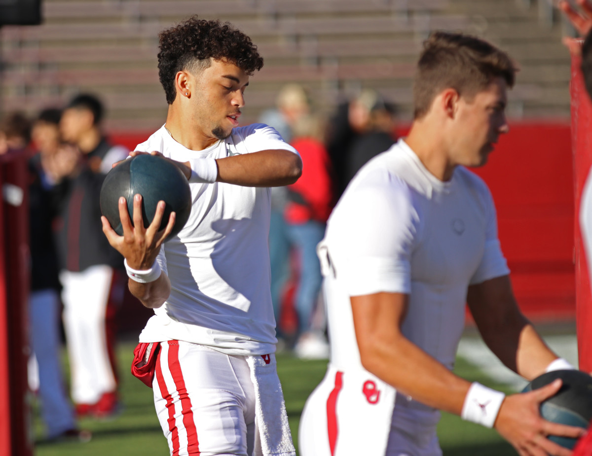 Oklahoma QB Nick Evers Entering Transfer Portal Sports Illustrated Oklahoma Sooners News