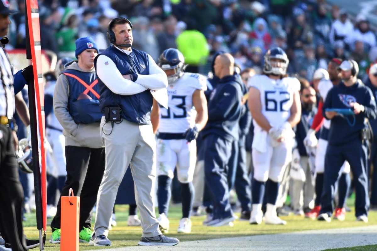 Tennessee Titans head coach Mike Vrabel on the sidelines against the Philadelphia Eagles during the second quarter at Lincoln Financial Field.