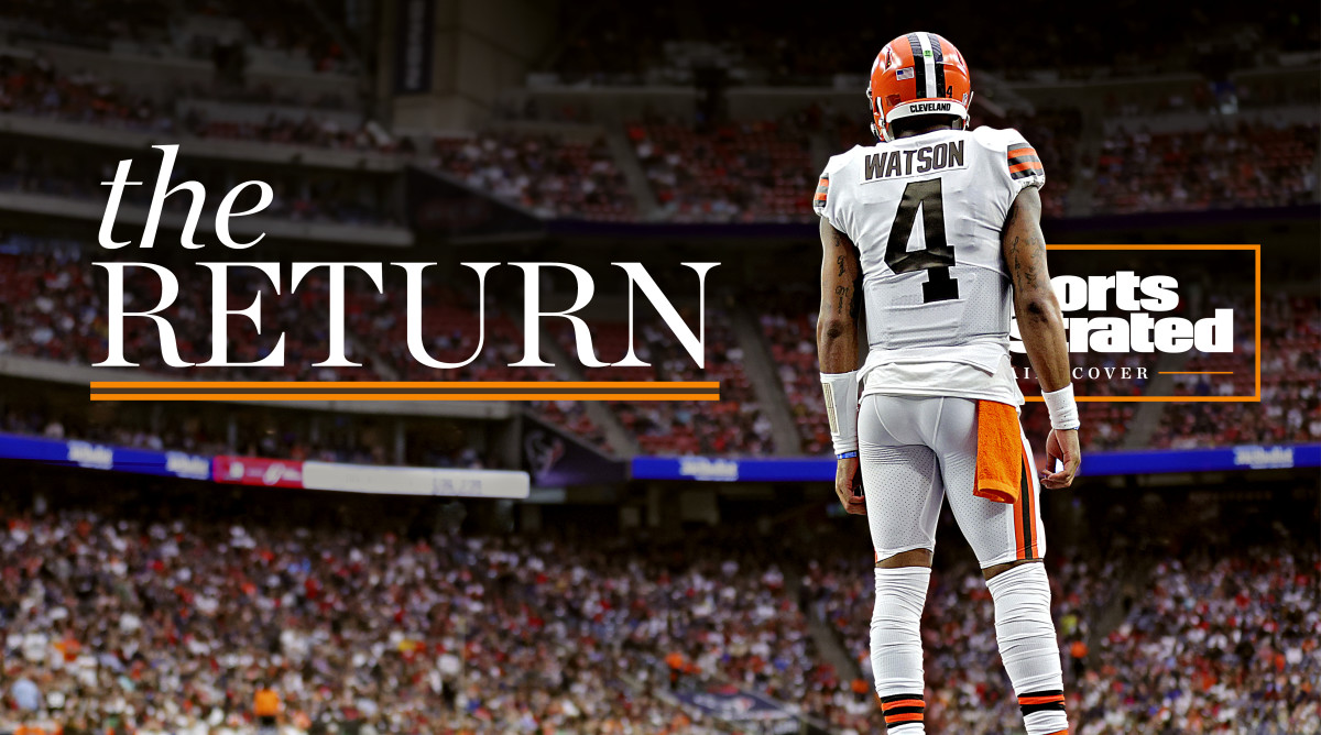 Deshaun Watson stands in the middle of the NRG Stadium in Houston in his first game with the Browns.