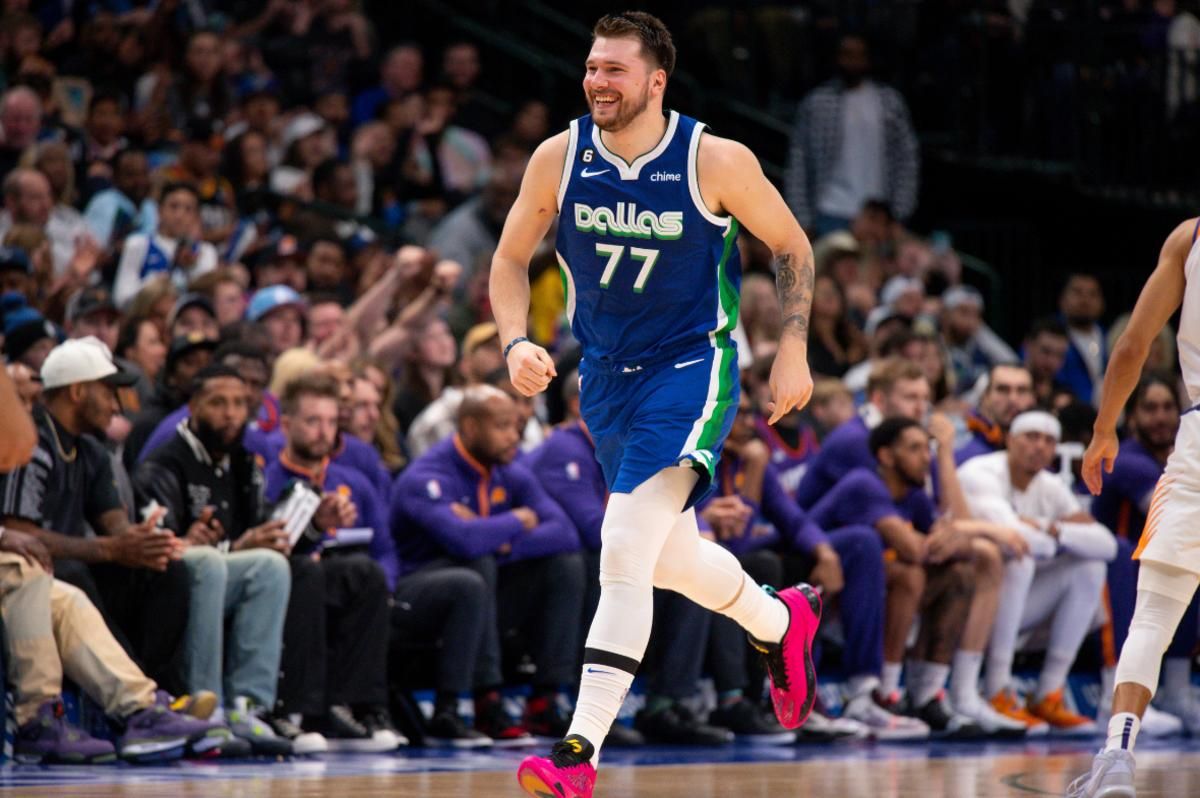 Experts Pick Prop Bets for Phoenix Suns-Dallas Mavericks - Sports Illustrated Inside The Suns News, Analysis and More - Vimarsana News