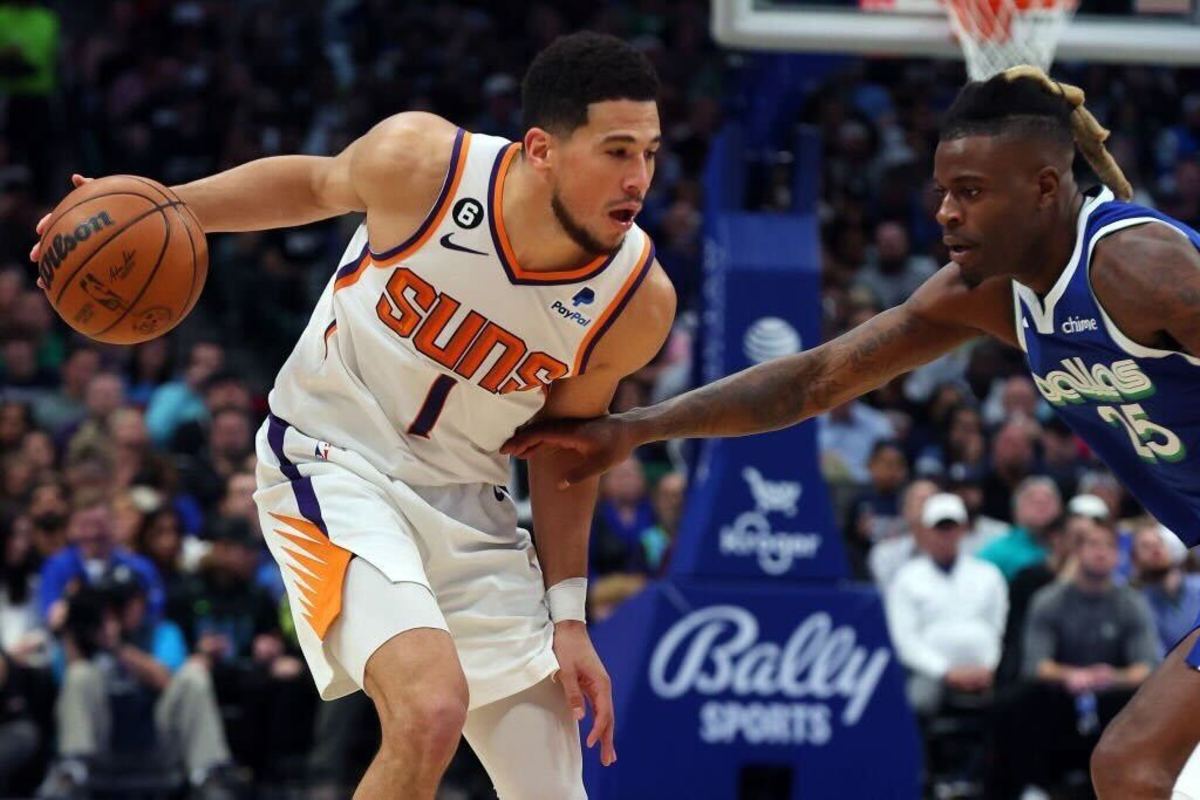 Guard Devin Booker had a rough night leading to the Suns offense stalling with different combinations on the floor. 