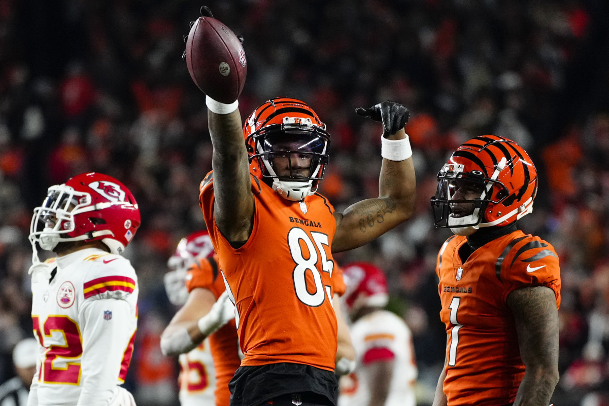 Dec 4, 2022; Cincinnati, Ohio, USA; Cincinnati Bengals wide receiver Tee Higgins (85) celebrates a first down reception in the fourth quarter of a Week 13 NFL game at Paycor Stadium. Mandatory Credit:Sam Greene-USA TODAY Sports