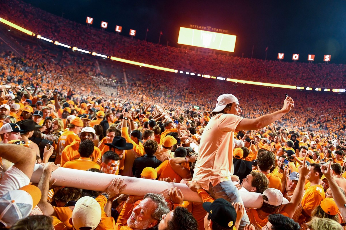 Heupel Expecting Vol Nation to Show Up In Droves for Game Against