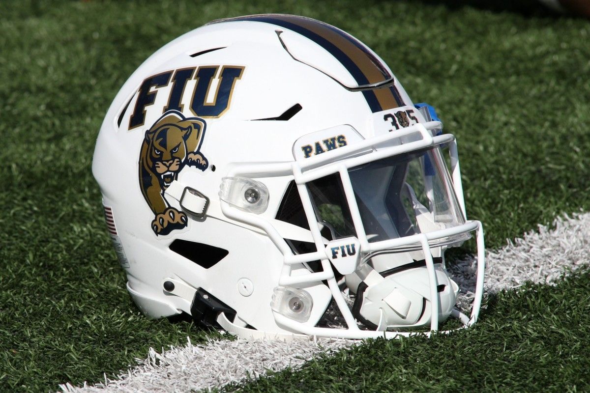 West Virginia Makes the Cut for FIU WR Transfer - Vimarsana News