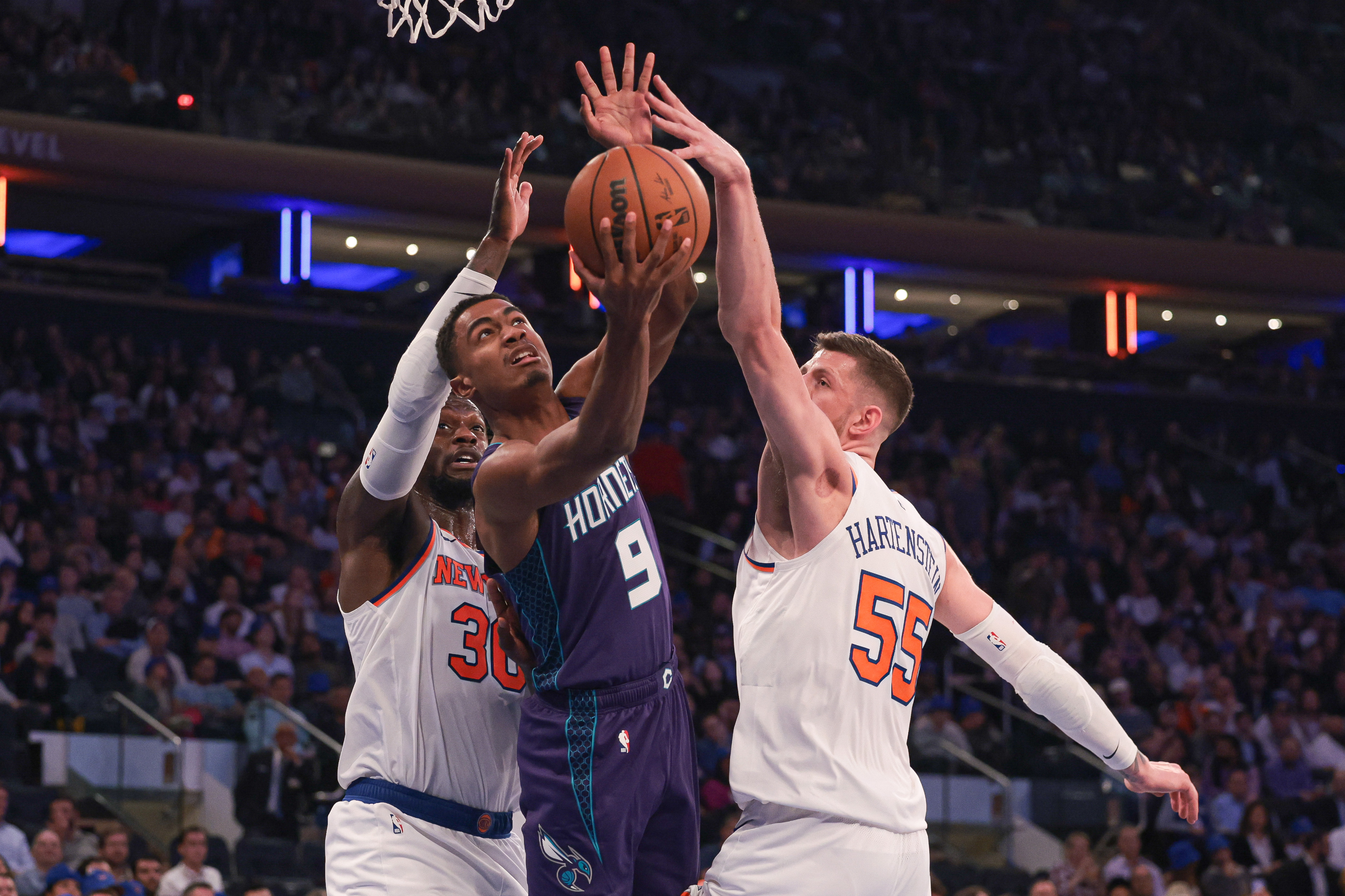 Spread & Over/Under Predictions for vs Knicks Sports