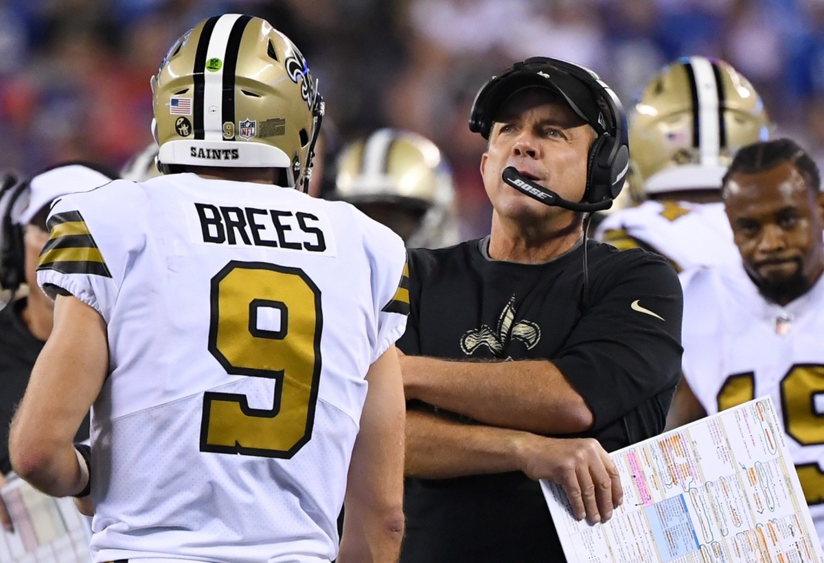New Orleans Saints quarterback Drew Brees (9) and New Orleans Saints head coach Sean Payton along the sidelines during the 4th quarter at MetLife Stadium.