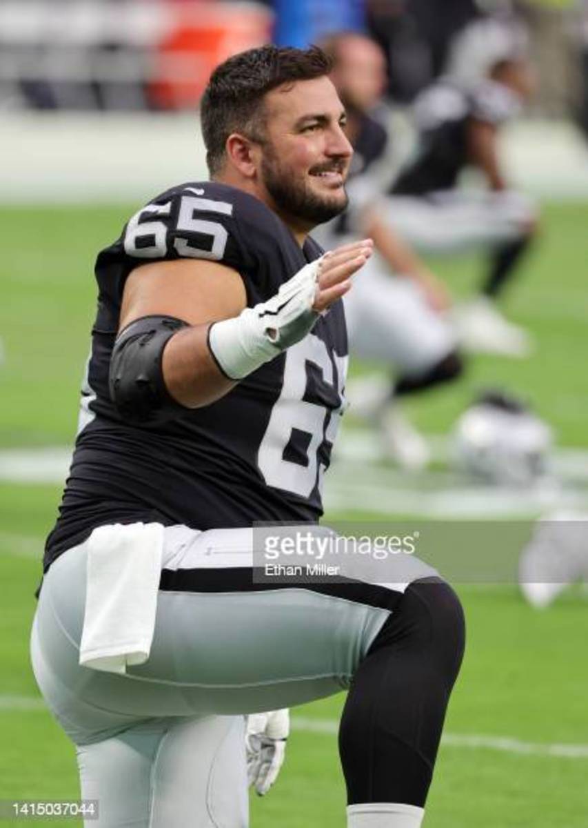 Las Vegas Raiders Signed Center Hroniss Grasu to the Active Roster