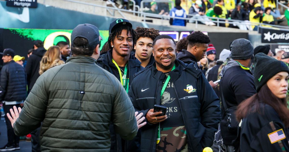Trio of Oregon Ducks Coaches Expected in Mississippi to Visit Running Back Dante Dowdell - Sports Illustrated Oregon Ducks News, Analysis and More - Vimarsana News