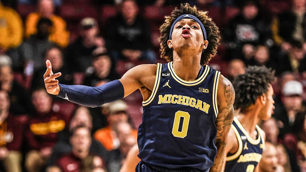 Michigan Basketball Freshman Dug McDaniel Recognized For Performance In