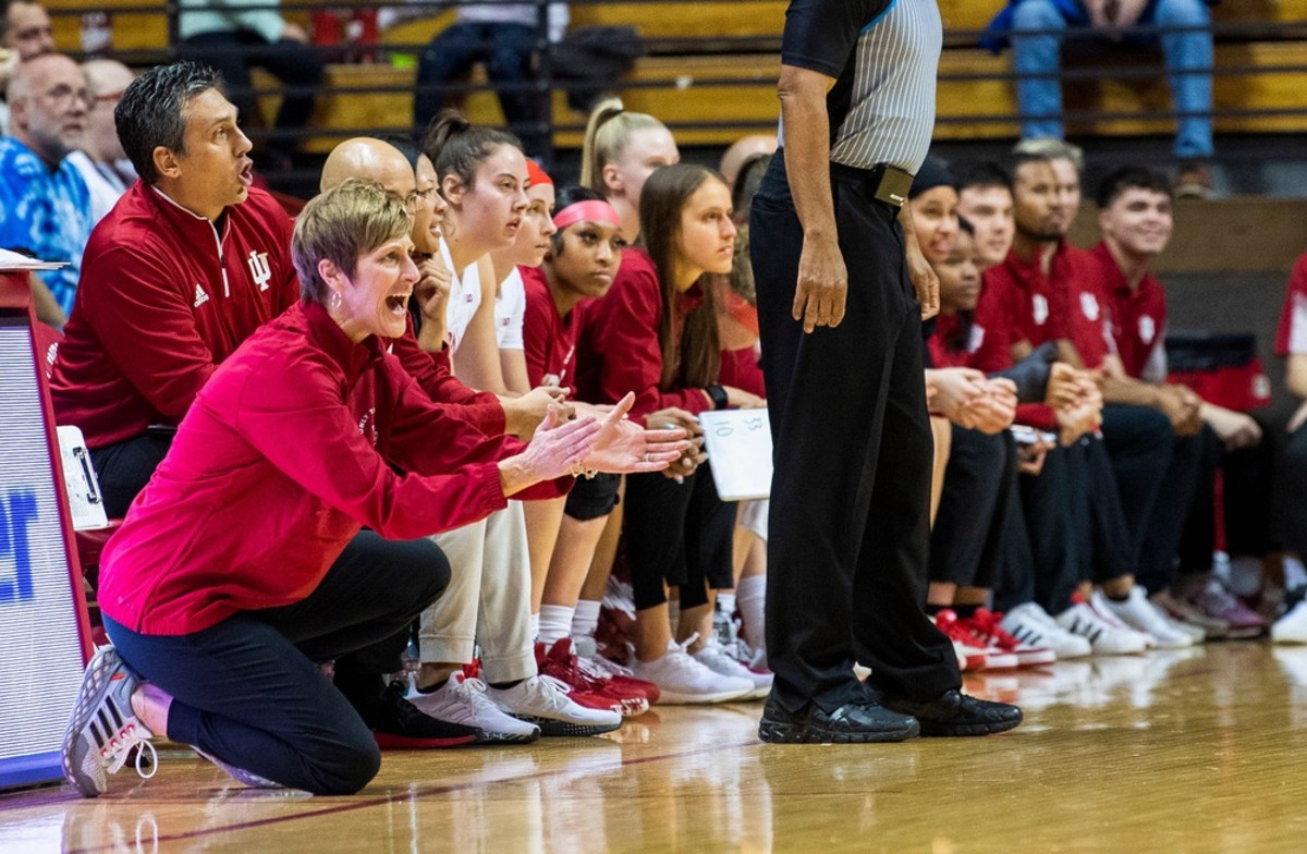 Indiana Head Coach Teri Moren encourages her team during the Indiana versus Vermont women's basketball game at Simon Skjodt Assembly Hall on Tuesday, Nov. 8, 2022.