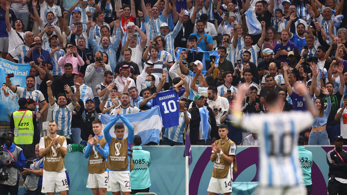 Lionel Messi acknowledges Argentina fans at the World Cup