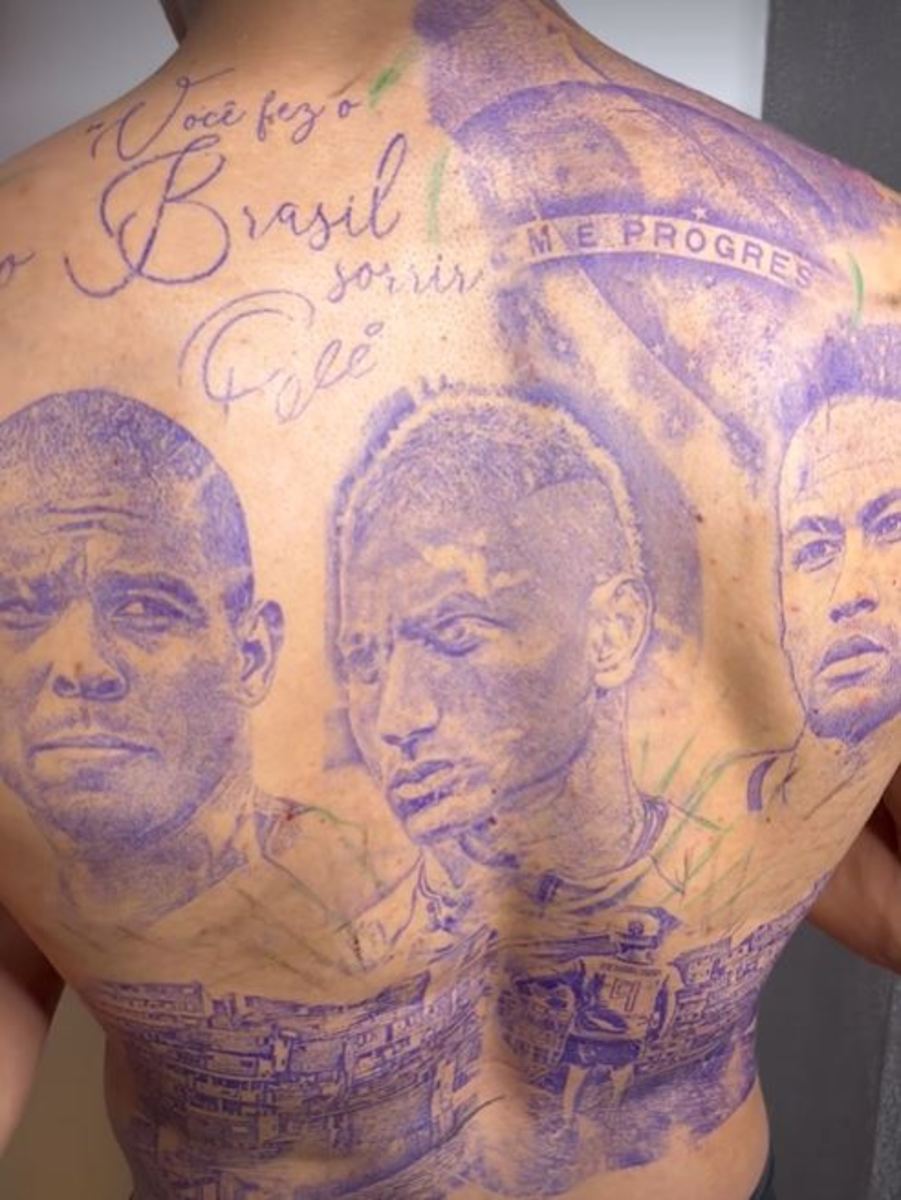 Richarlison gets new back tattoo of Neymar, Ronaldo and himself - Futbol on  FanNation