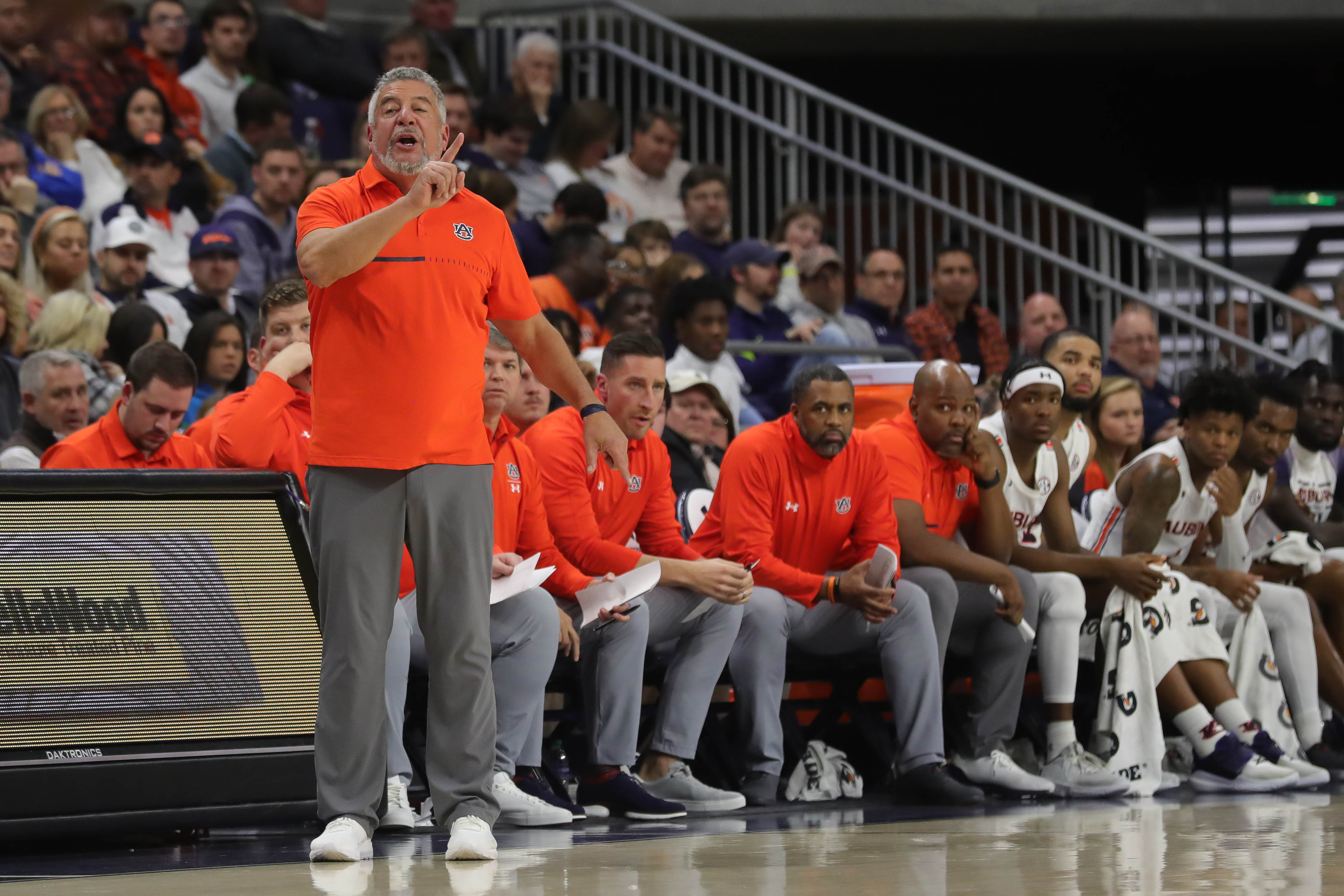 What are Auburn basketball's current odds to win the SEC? Sports