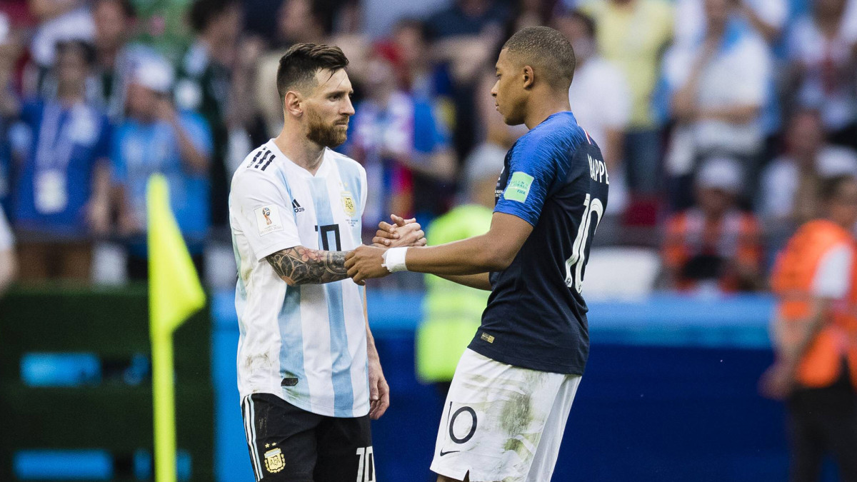 Lionel Messi and Kylian Mbappe at the 2018 World Cup