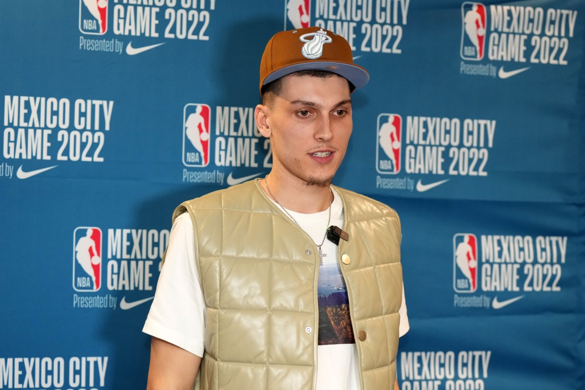 Watch Miami Heat Players Attempt to Speak Spanish in Mexico City