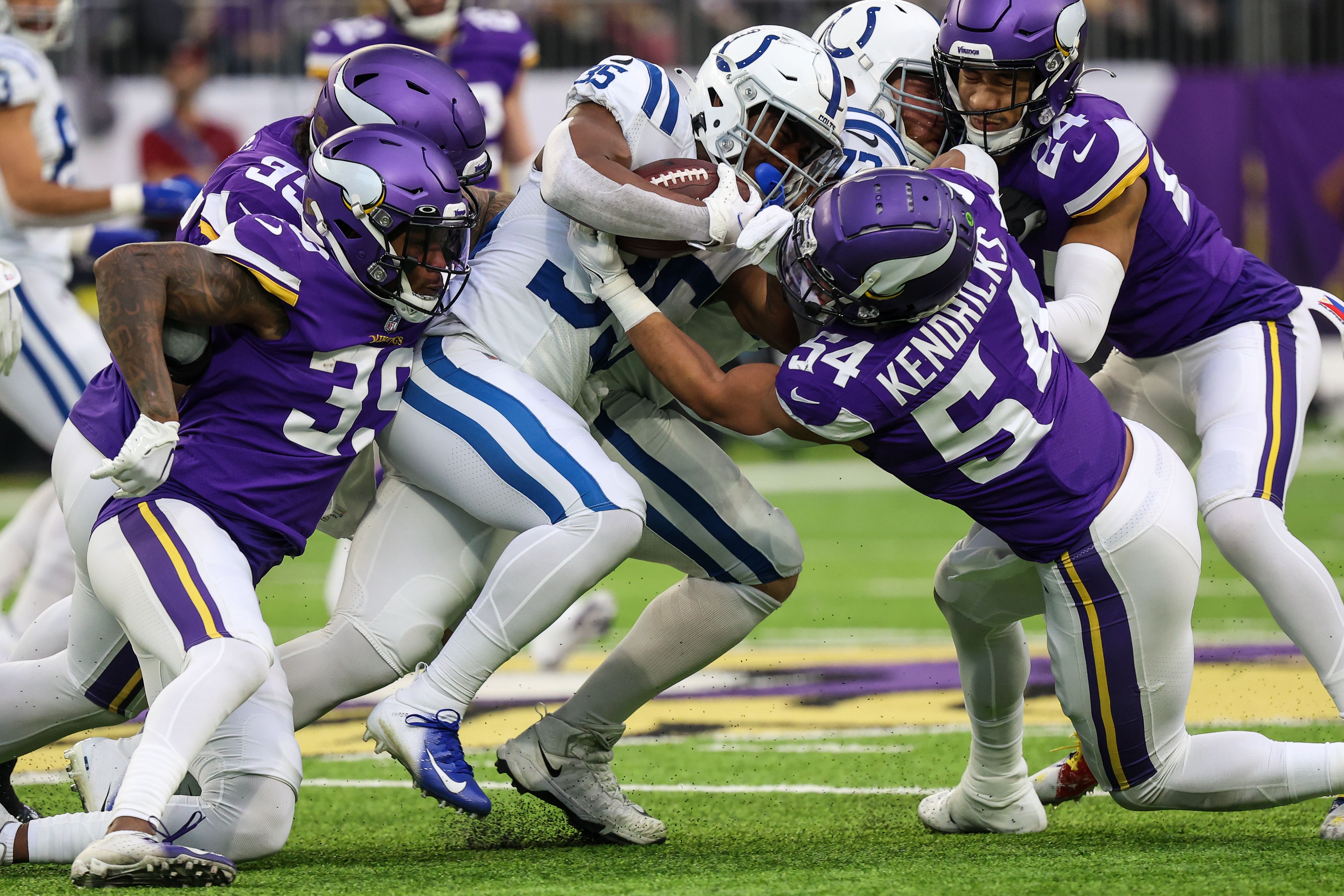 Refs robbed Vikings DB Chandon Sullivan of two touchdowns against Colts - Vimarsana News