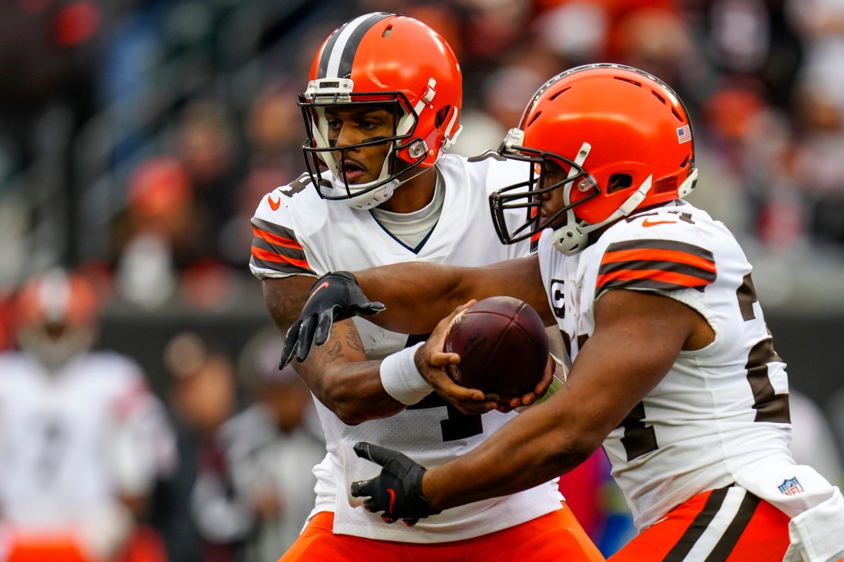 Cleveland Browns quarterback Deshaun Watson (4) hands off to running back Nick Chubb (24) in the first quarter of the NFL Week 14 game between the Cincinnati Bengals and the Cleveland Browns at Paycor Stadium in Cincinnati on Sunday, Dec. 11, 2022. The Bengals led 13-3 at halftime. Cleveland Browns At Cincinnati Bengals Week 14