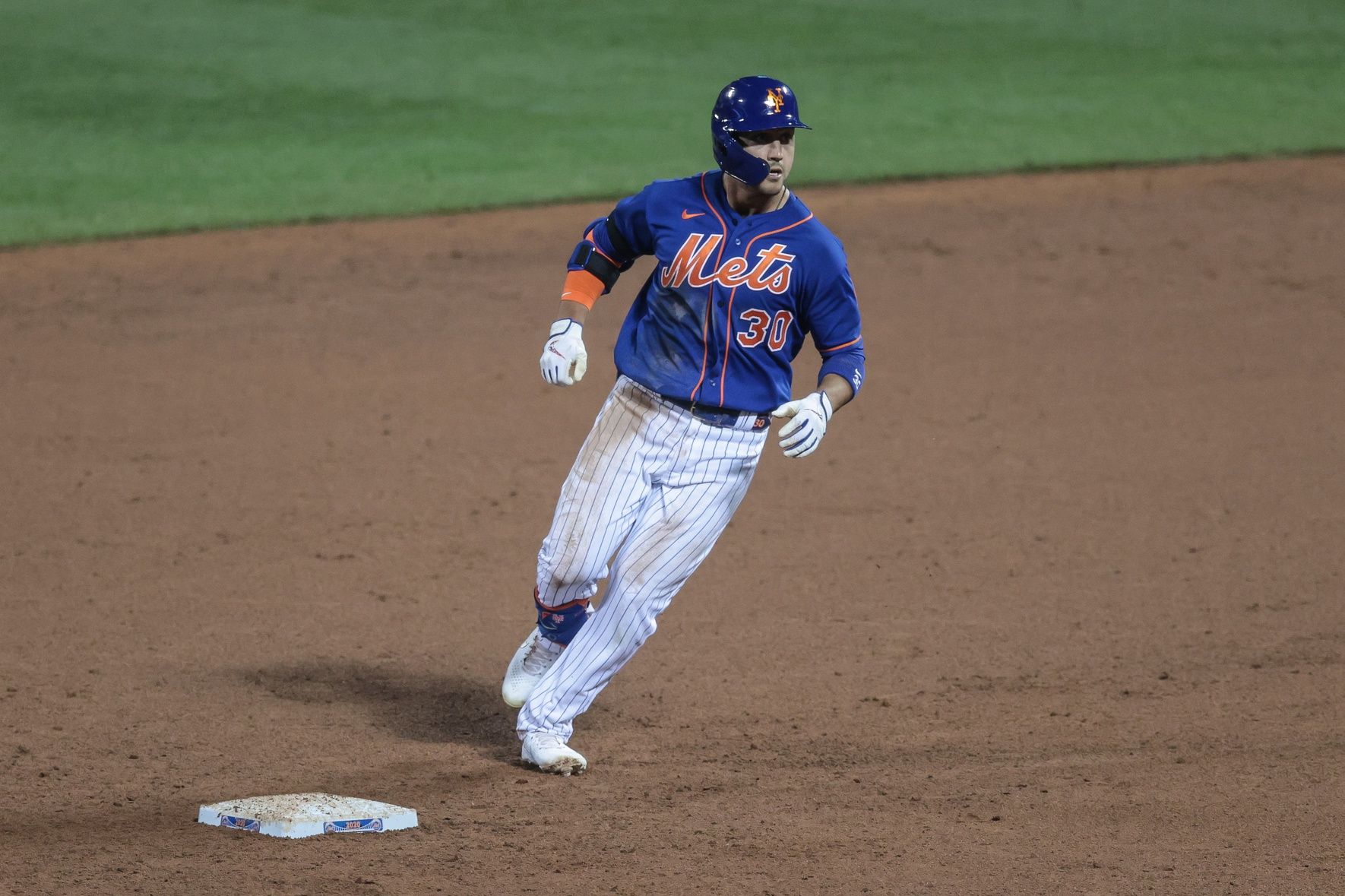 New York Yankees Left Field Options That Are Still Available in Free Agency - Sports Illustrated NY Yankees News, Analysis and More - Vimarsana News