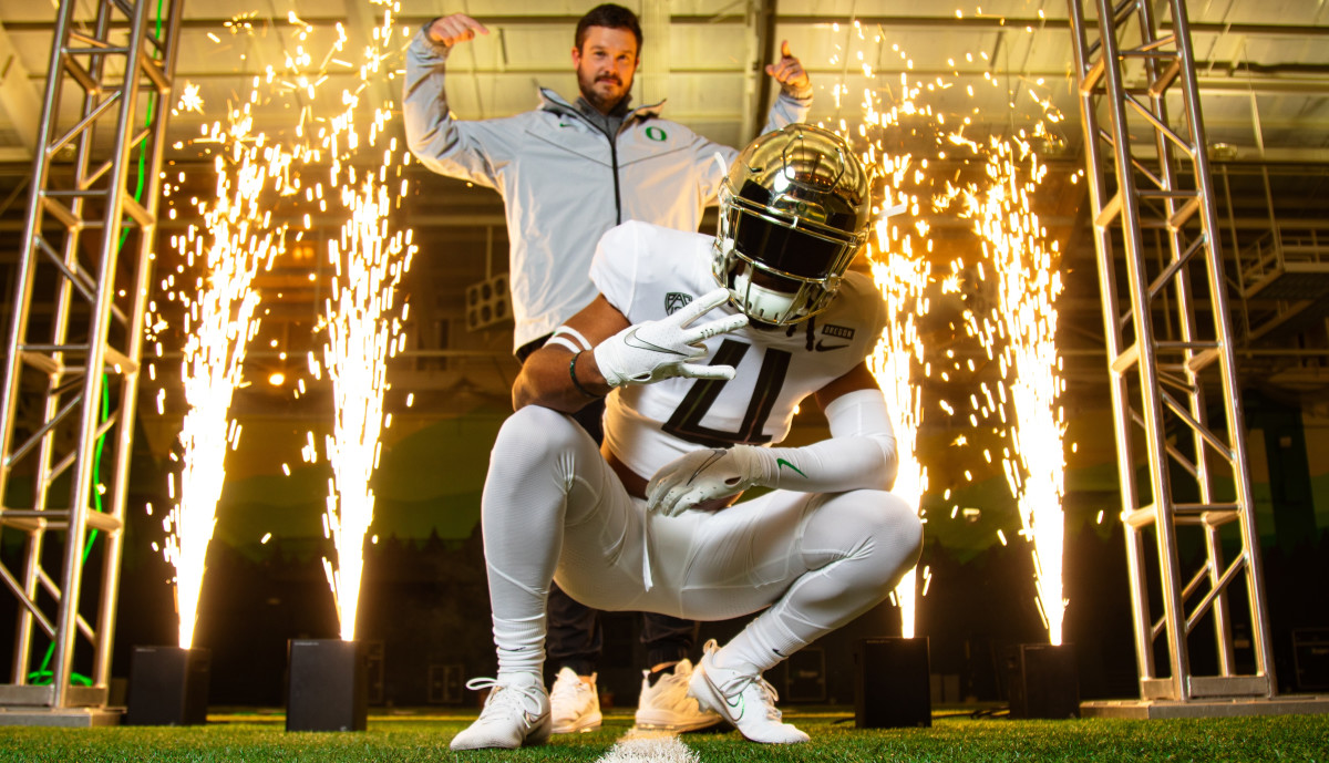 2023 Defensive Back Solomon Davis Commits to Oregon Ducks Football