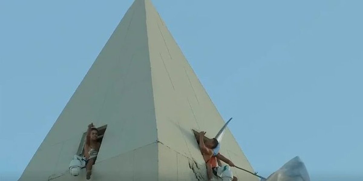 La otra cara del triunfo, destrozos millonarios en el Obelisco de Buenos Aires