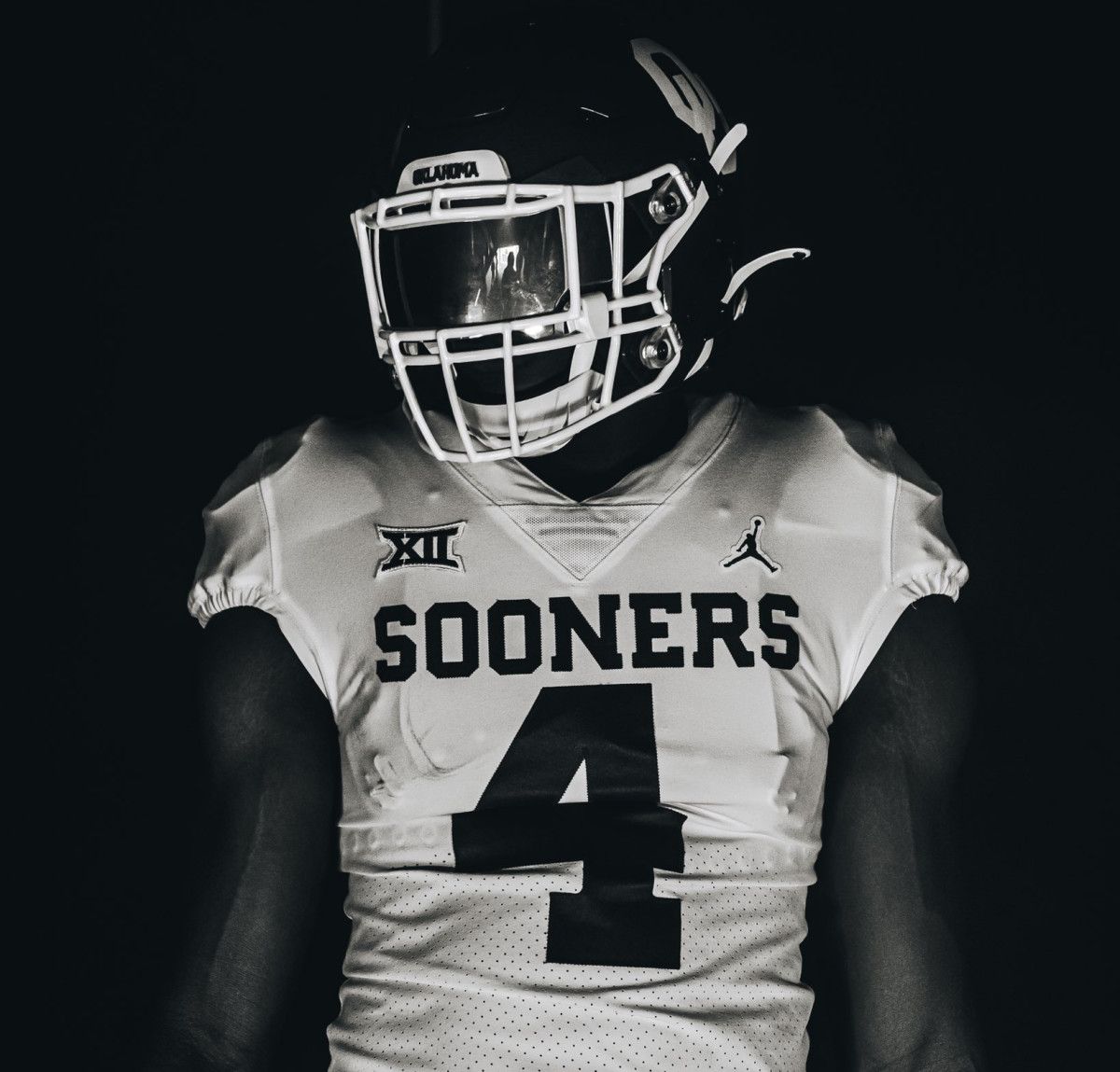 'Explosive' Edge Rusher PJ Adebawore Can Change the Face of Oklahoma's Defensive Line - Vimarsana News