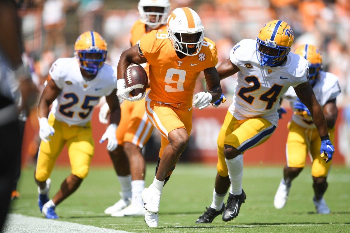 Tennessee Transfer WR Jimmy Calloway Commits to Louisville - Vimarsana News