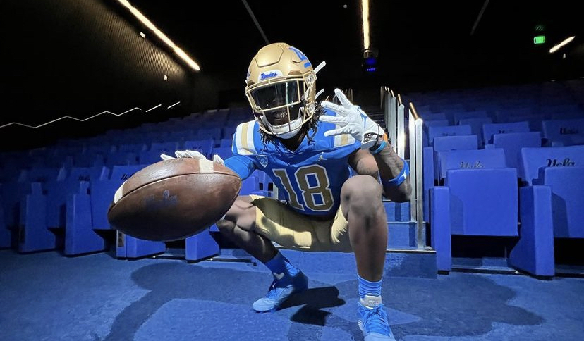 Class of 2024 WR David Washington Includes UCLA Football in Top 11